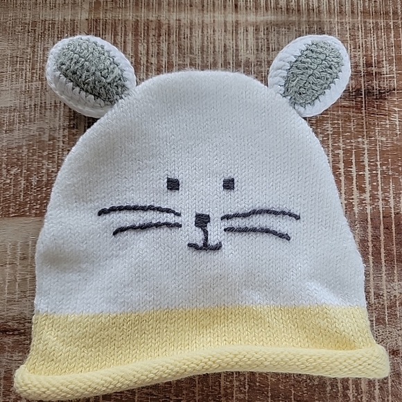Gap Baby Gap Animal Themed Unisex 0-3 Month Hats - Picture 3 of 6